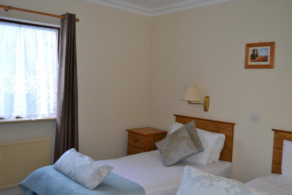 The Beach Hotel มัลลาห์มอร์ ภายนอก รูปภาพ